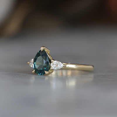 MAY TRILOGY / 1.29CT PEAR AUSTRALIAN SAPPHIRE RING