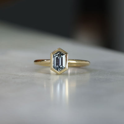 BRIDIE / 0.80ct ELONGATED HEXAGON SAPPHIRE BEZEL SOLITAIRE