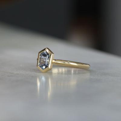 BRIDIE / 0.80ct ELONGATED HEXAGON SAPPHIRE BEZEL SOLITAIRE