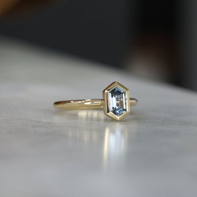 BRIDIE / 0.80ct ELONGATED HEXAGON SAPPHIRE BEZEL SOLITAIRE