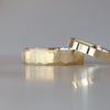 SIGNATURE TEXTURED WEDDING BAND / BEVELLED EDGE