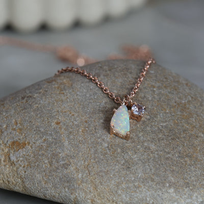 FREEFORM OPAL / NECKLACE III