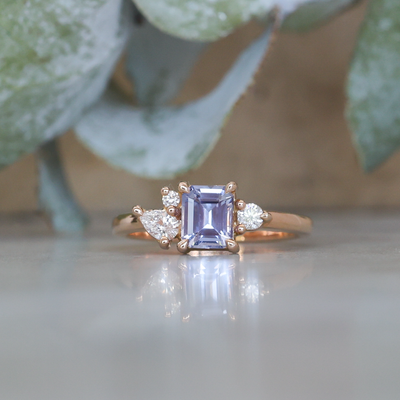 ASYMMETRIC / MADAGASCAN SAPPHIRE RING