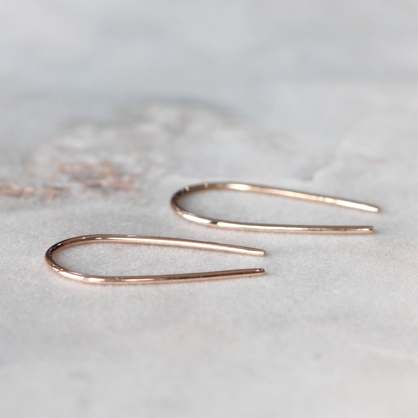 Rose gold hot sale horseshoe earrings