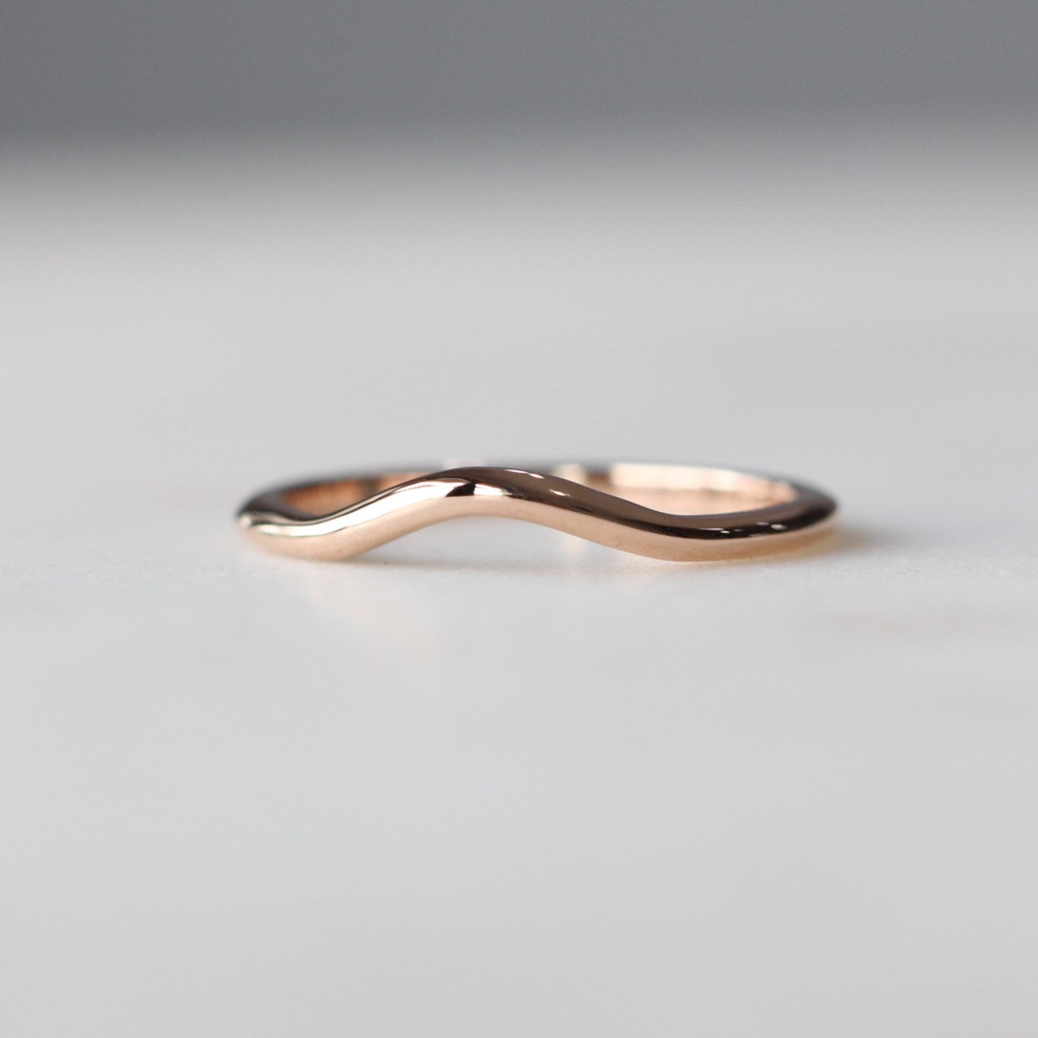 Wavy 2025 wedding band